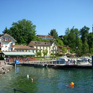 La Riviera Victoria Hotell